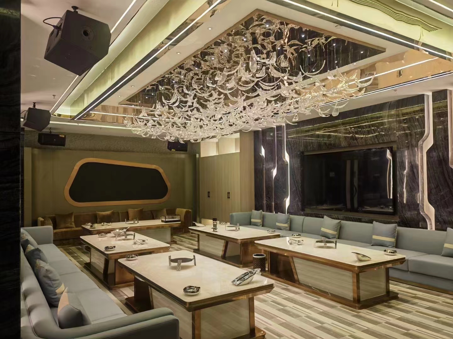 1724505374540081.jpg 6b3d1990ff56d6c6699f3ca75317e14.jpg